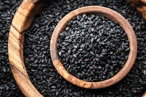 black sesame seeds