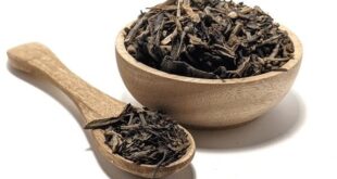 black tea leaves