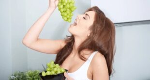 eating grape