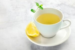 green tea with lemon
