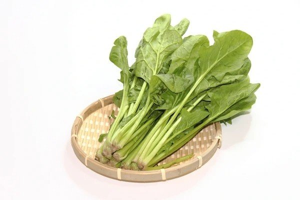 spinach for skin