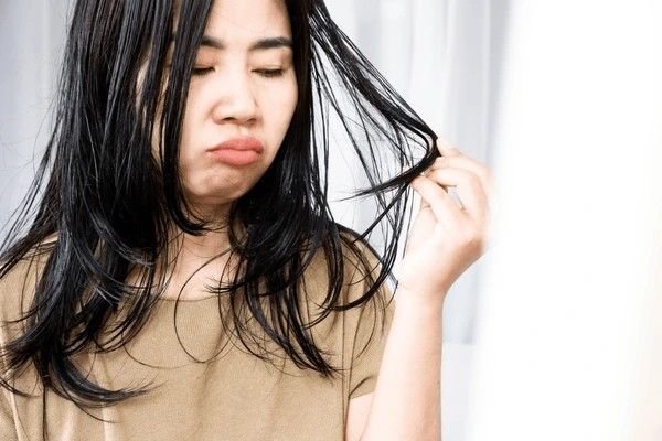 oily hair